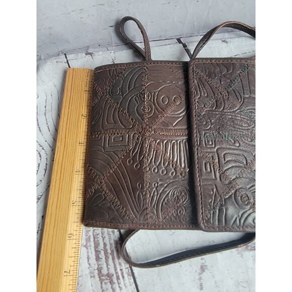 Barganza Genuine Leather Crossbody Tri Fold Wallet - Picture 10 of 11